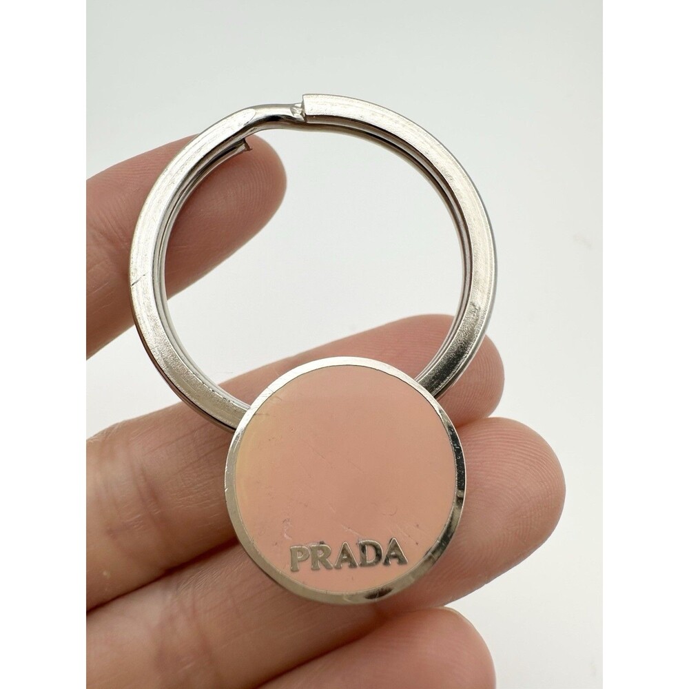 Pre-owned Prada Enamel Key Ring with Metal Logo